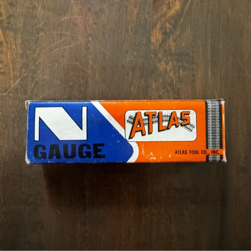 ATLAS N GAUGE TRACK 2551 Right REMOTE STANDARD SWITCH NOS Vintage Trains RARE!